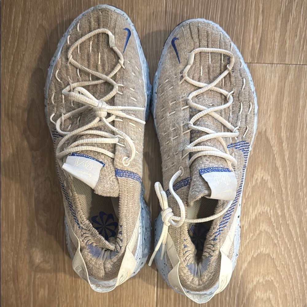 Nike Athletic Shoes in Tan and Blue